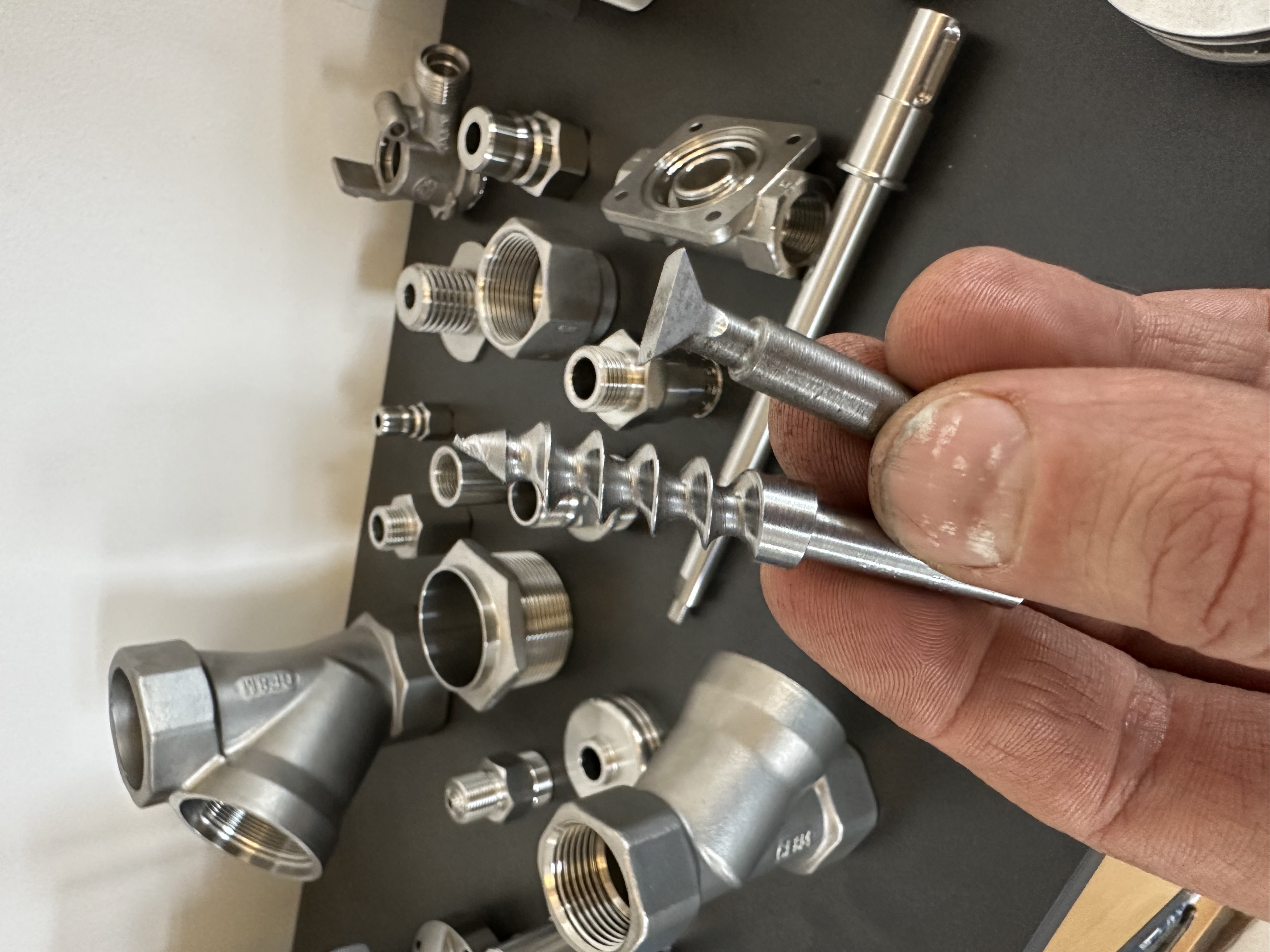 Machined stainless steel fittings and custom components