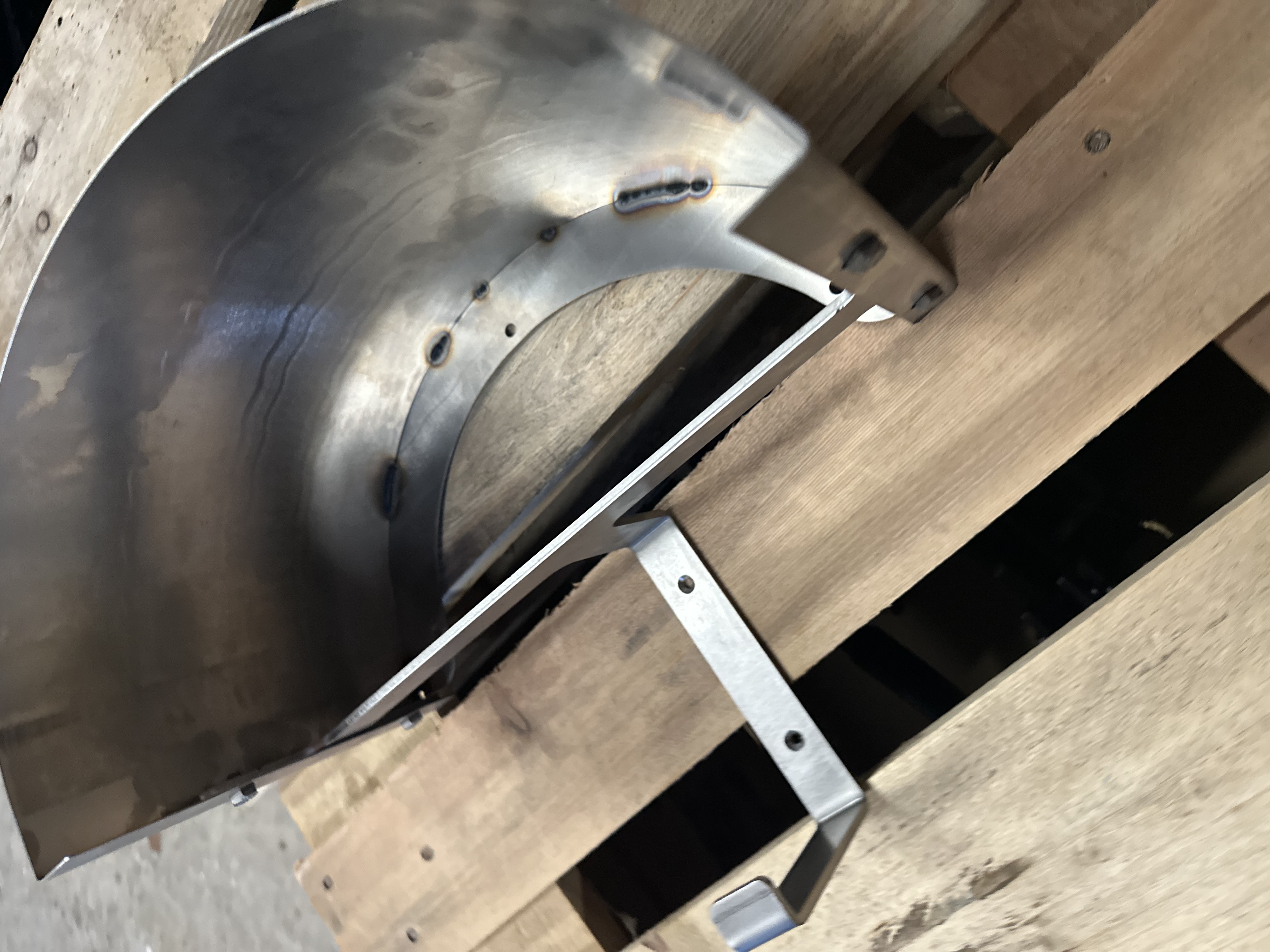 Large welded stainless steel curved fabrication
