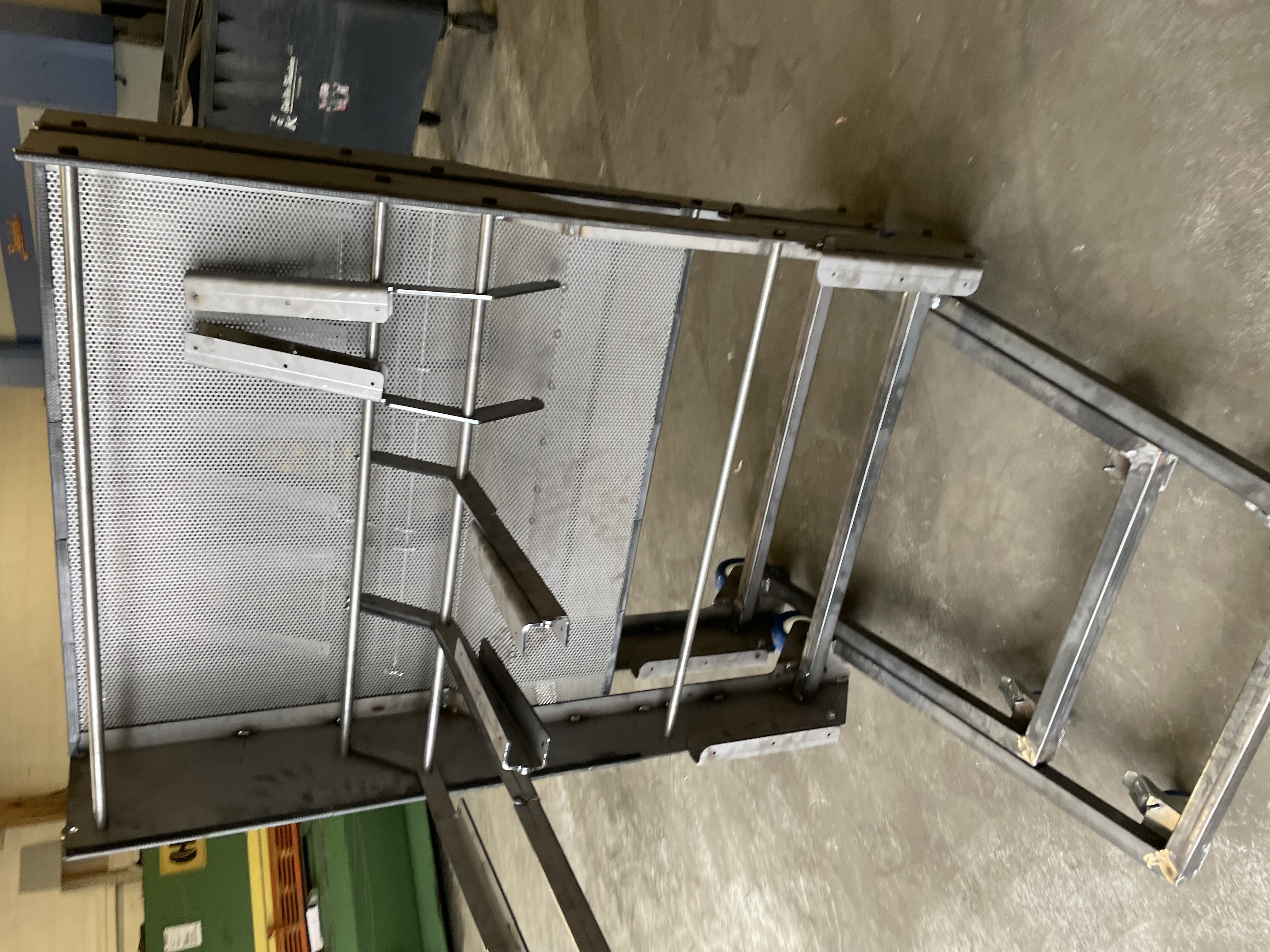 Internal supports and fittings in a custom wheeled frame
